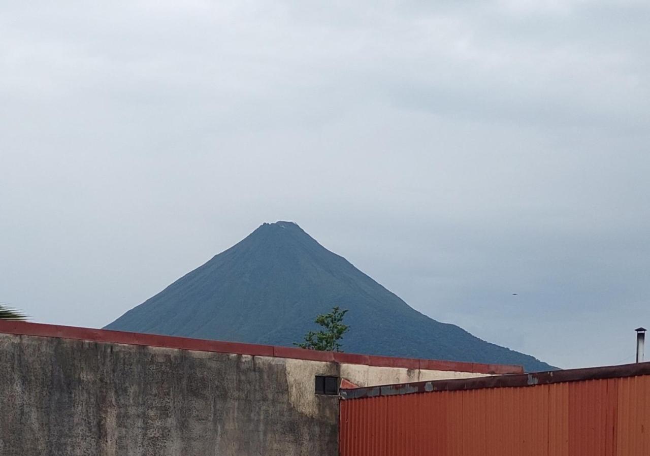 Alojamientos N&S La Fortuna Exterior foto