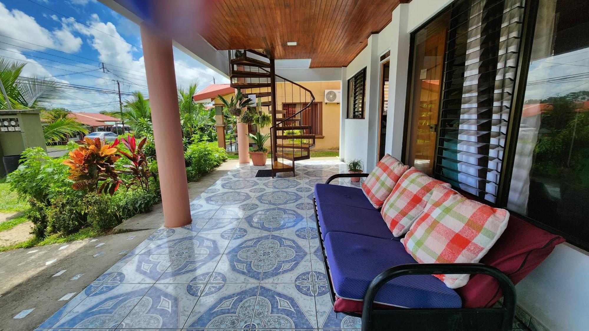 Alojamientos N&S La Fortuna Exterior foto